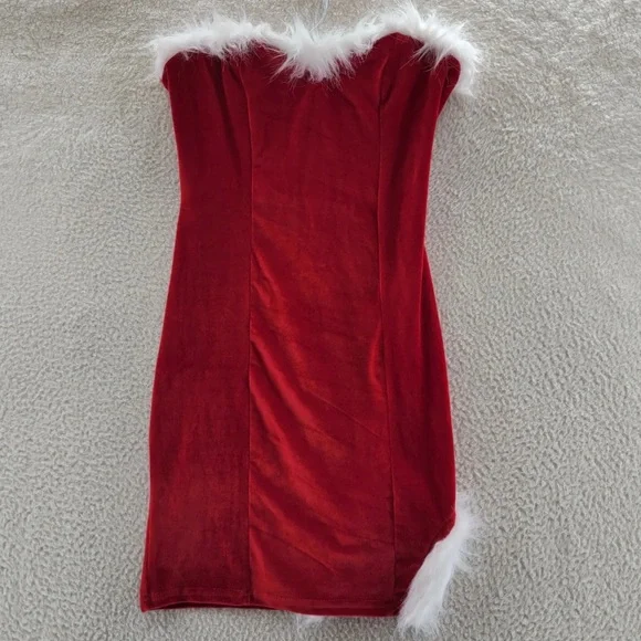 Zaful | Dresses | Zaful Christmas Strapless Velvet Bodycon Dress 6 Red Fur  Detail Back Laceup | Poshmark